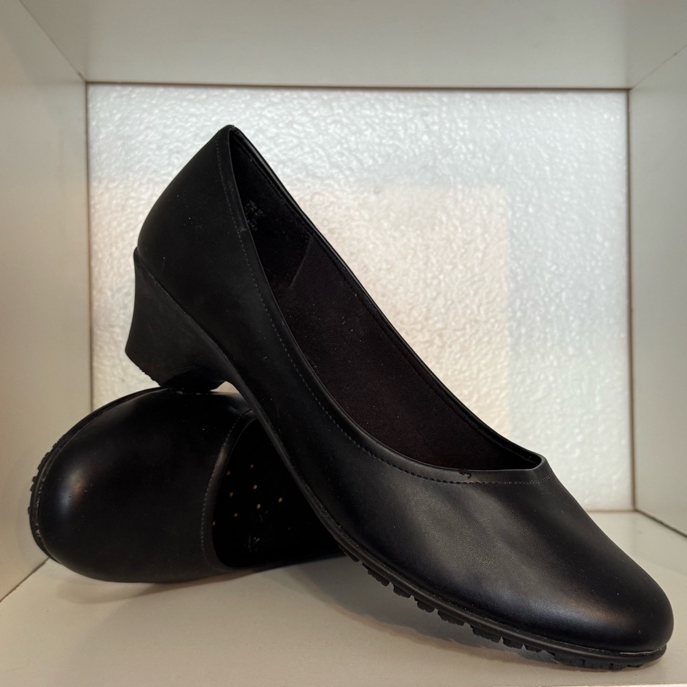 Safe T Step Classic Black Slip On Slip Oil Resistant Rubber Pump Heel Shoes Work